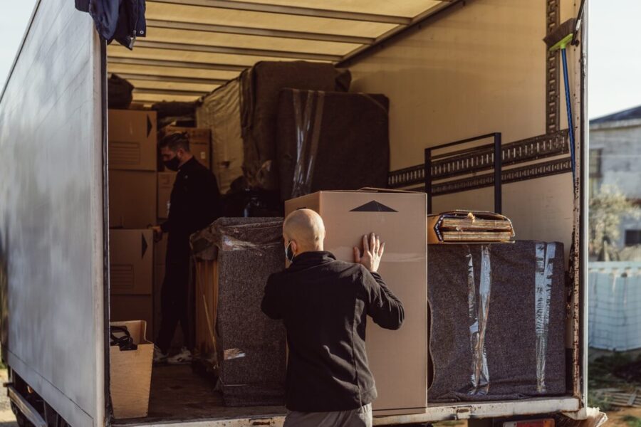 how much does it cost to move a trailer home