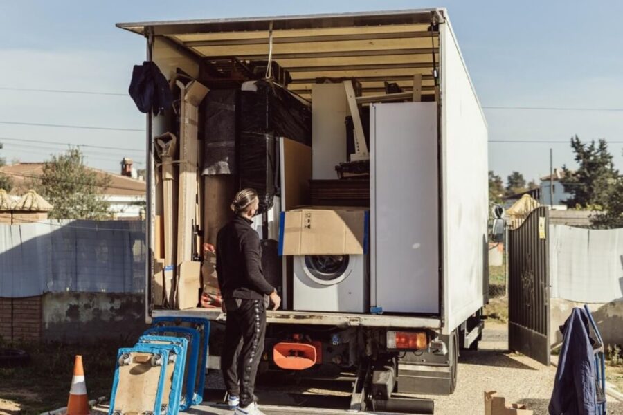 Who Removes Mobile Homes for Free